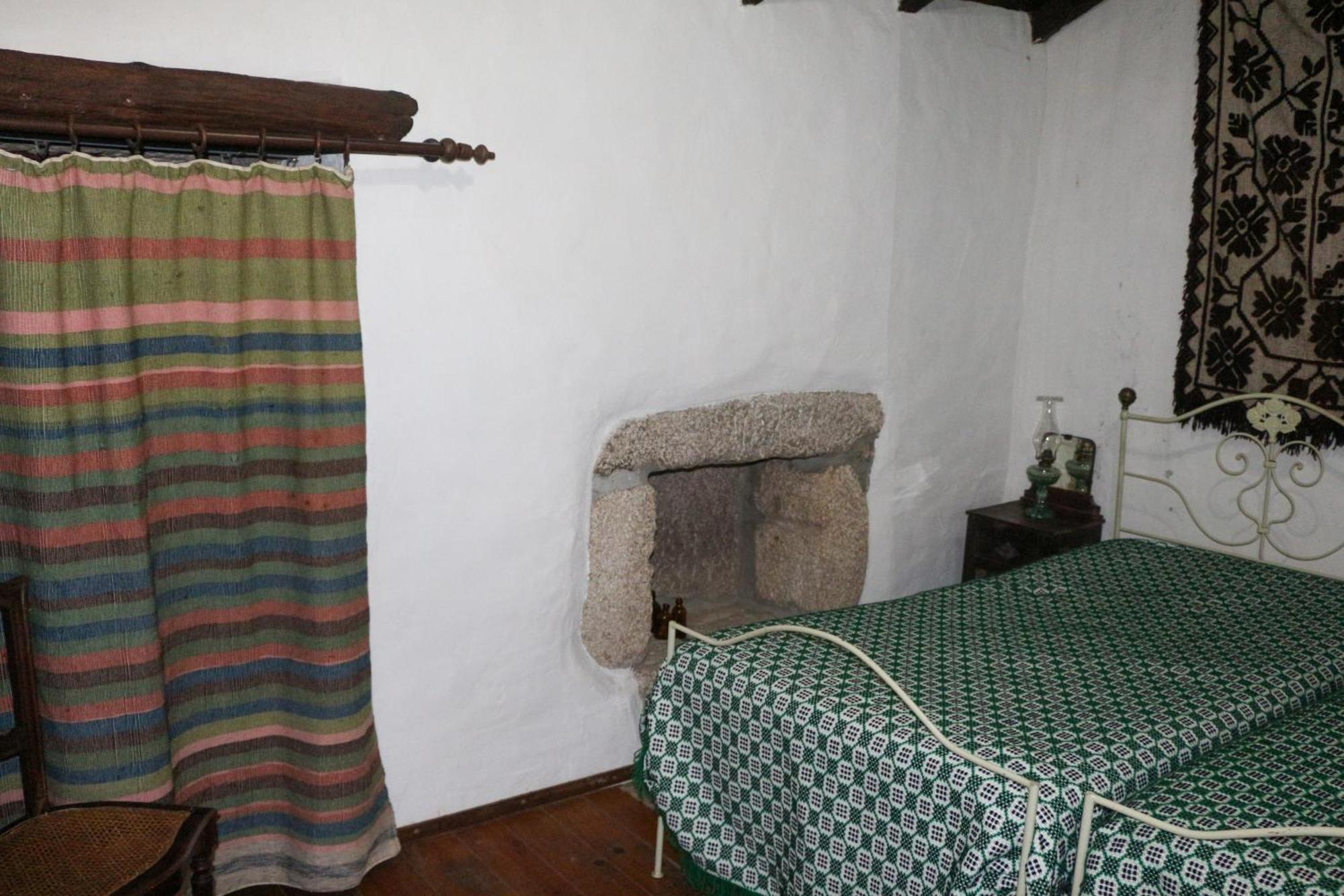 Casa Campo Das Bizarras Кастро Дайре Екстериор снимка