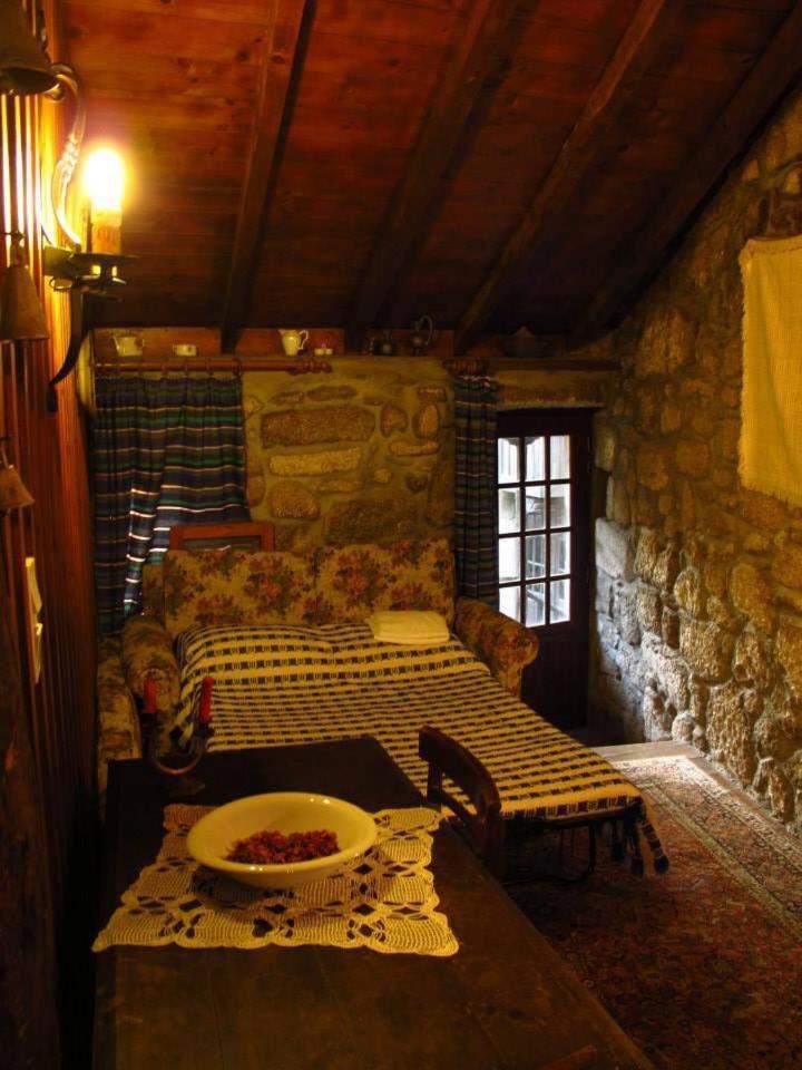 Casa Campo Das Bizarras Кастро Дайре Екстериор снимка